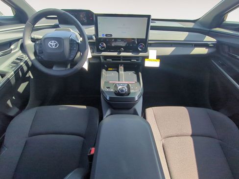New 2026 Toyota C-HR AWD/4WD image 10