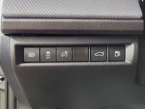 Used 2025 Toyota Camry SE FWD image 23