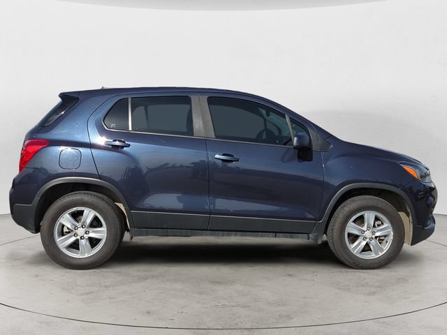 Used 2018 Chevrolet Trax LS AWD/4WD image 4