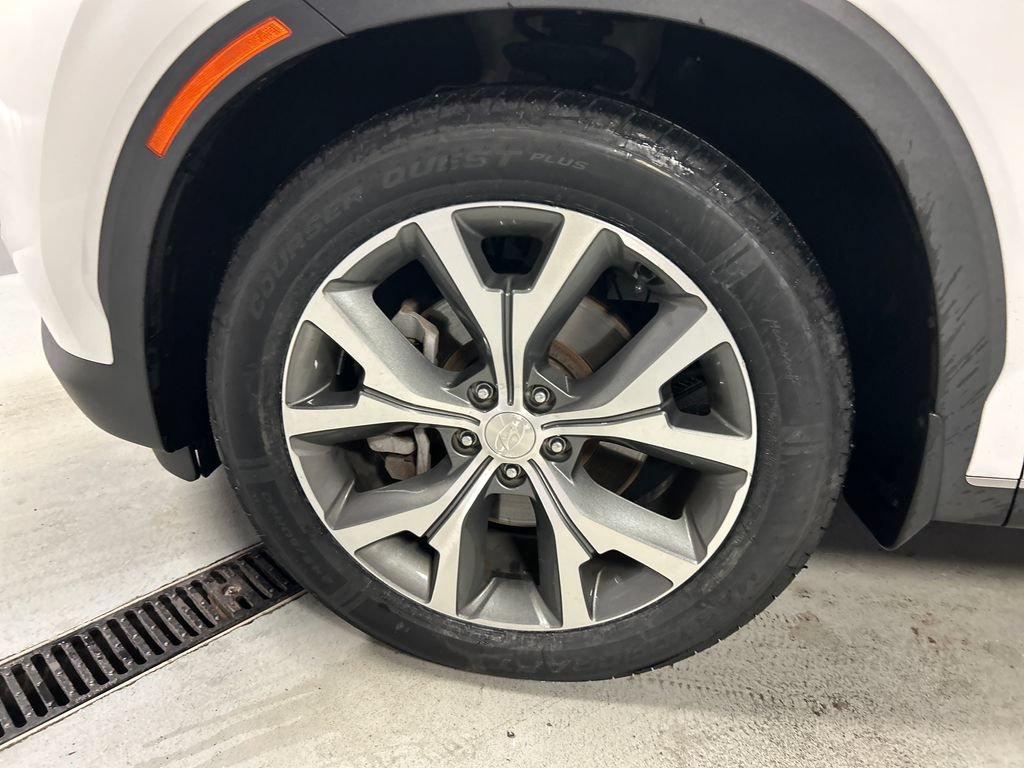 Used 2022 Hyundai Palisade SEL w/ 8P Bench Seat Package FWD image 9