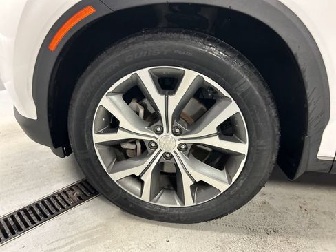 Used 2022 Hyundai Palisade SEL w/ 8P Bench Seat Package FWD image 9