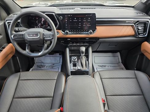 Used 2023 GMC Canyon AT4 w/ AT4 Premium Package AWD/4WD image 18