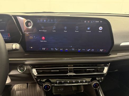 Used 2026 Chevrolet Traverse High Country w/ LPO, Floor Liner Package FWD image 22
