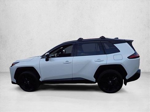 Used 2026 Toyota RAV4 XSE w/ Panoramic Sun Roof Package AWD/4WD image 2