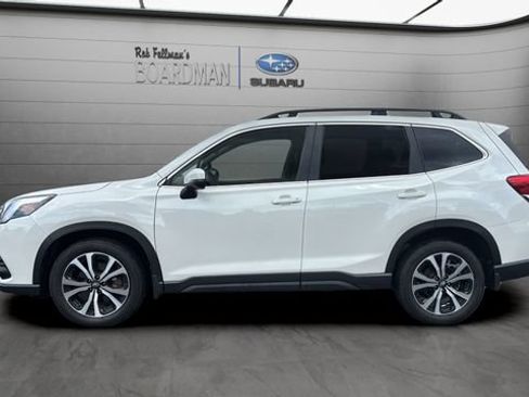 Used 2023 Subaru Forester Limited AWD/4WD image 9