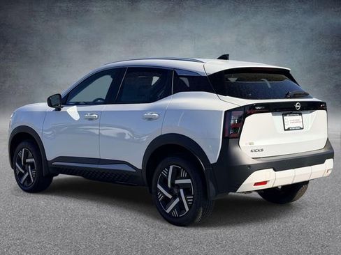 New 2026 Nissan Kicks SV FWD image 4