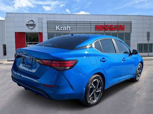 New 2025 Nissan Sentra SV image 3