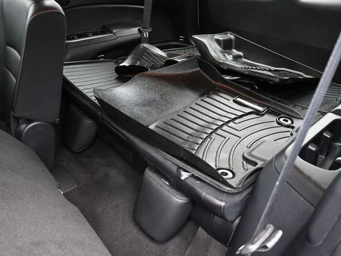 Used 2017 Honda Pilot Touring image 29