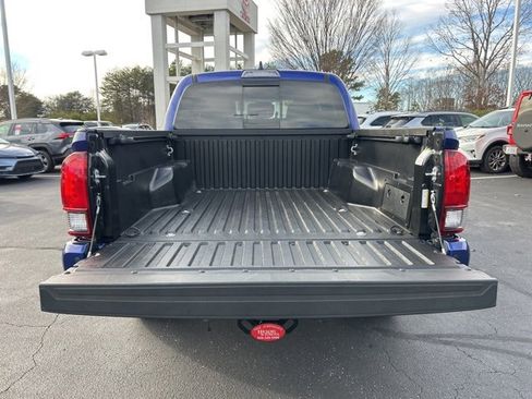 Used 2023 Toyota Tacoma SR5 image 8