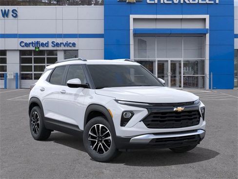 New 2026 Chevrolet TrailBlazer LT w/ LPO, Blackout Package image 7
