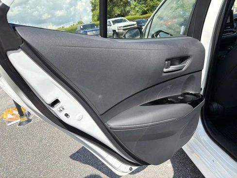 Used 2026 Toyota Corolla SE FWD image 12