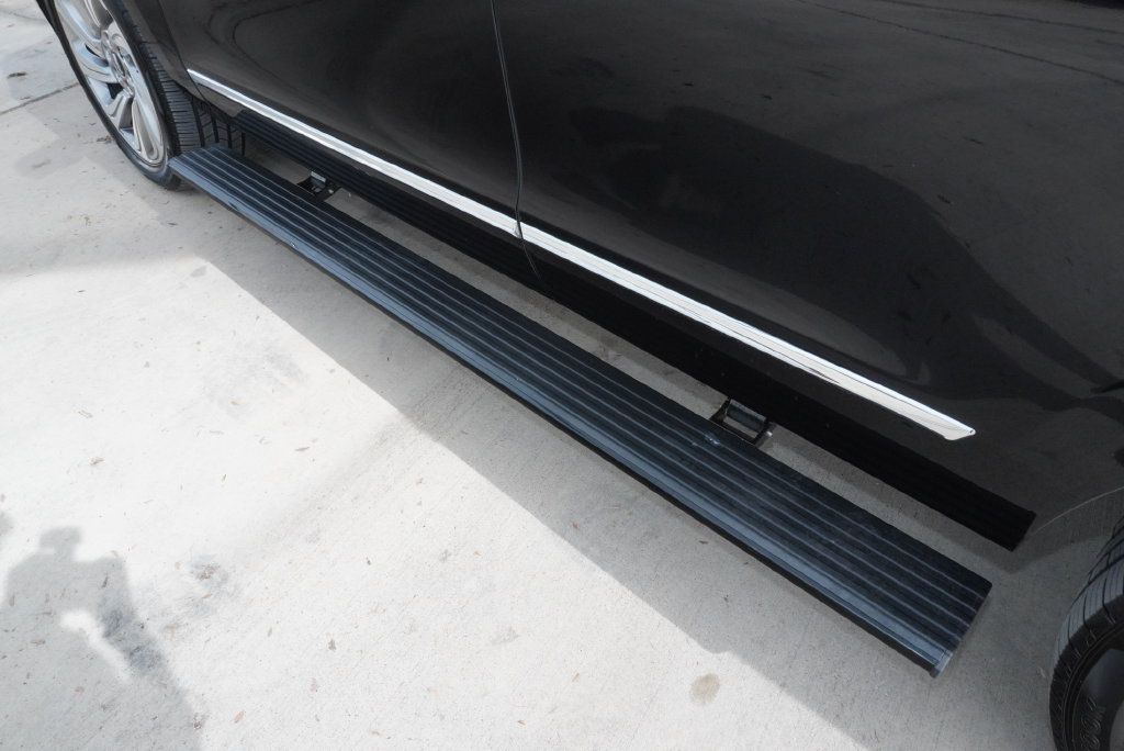 Used 2024 Lincoln Navigator Reserve AWD/4WD image 11