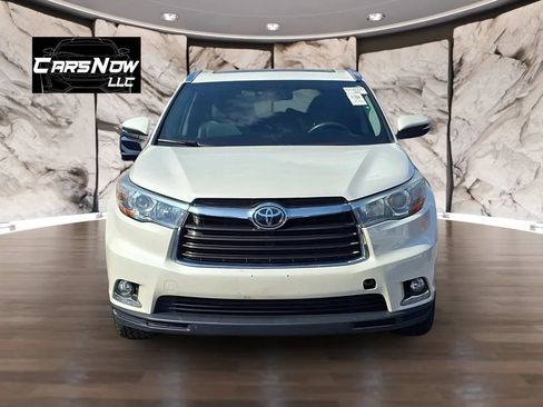 Used 2015 Toyota Highlander Limited Platinum AWD/4WD image 2