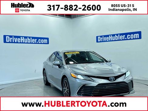 Used 2024 Toyota Camry XLE FWD image 1