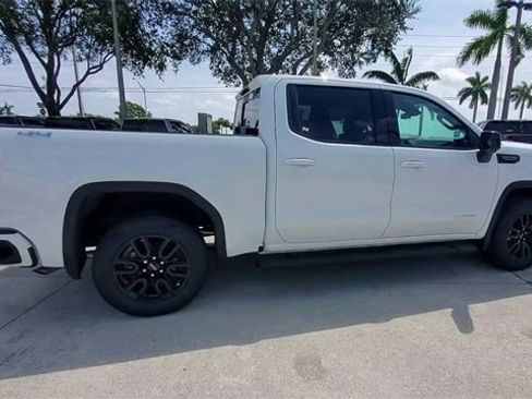Used 2023 GMC Sierra 1500 Elevation w/ Preferred Package image 15