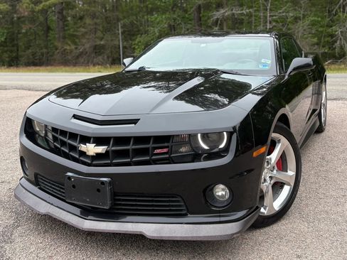 Used 2013 Chevrolet Camaro SS RWD image 42