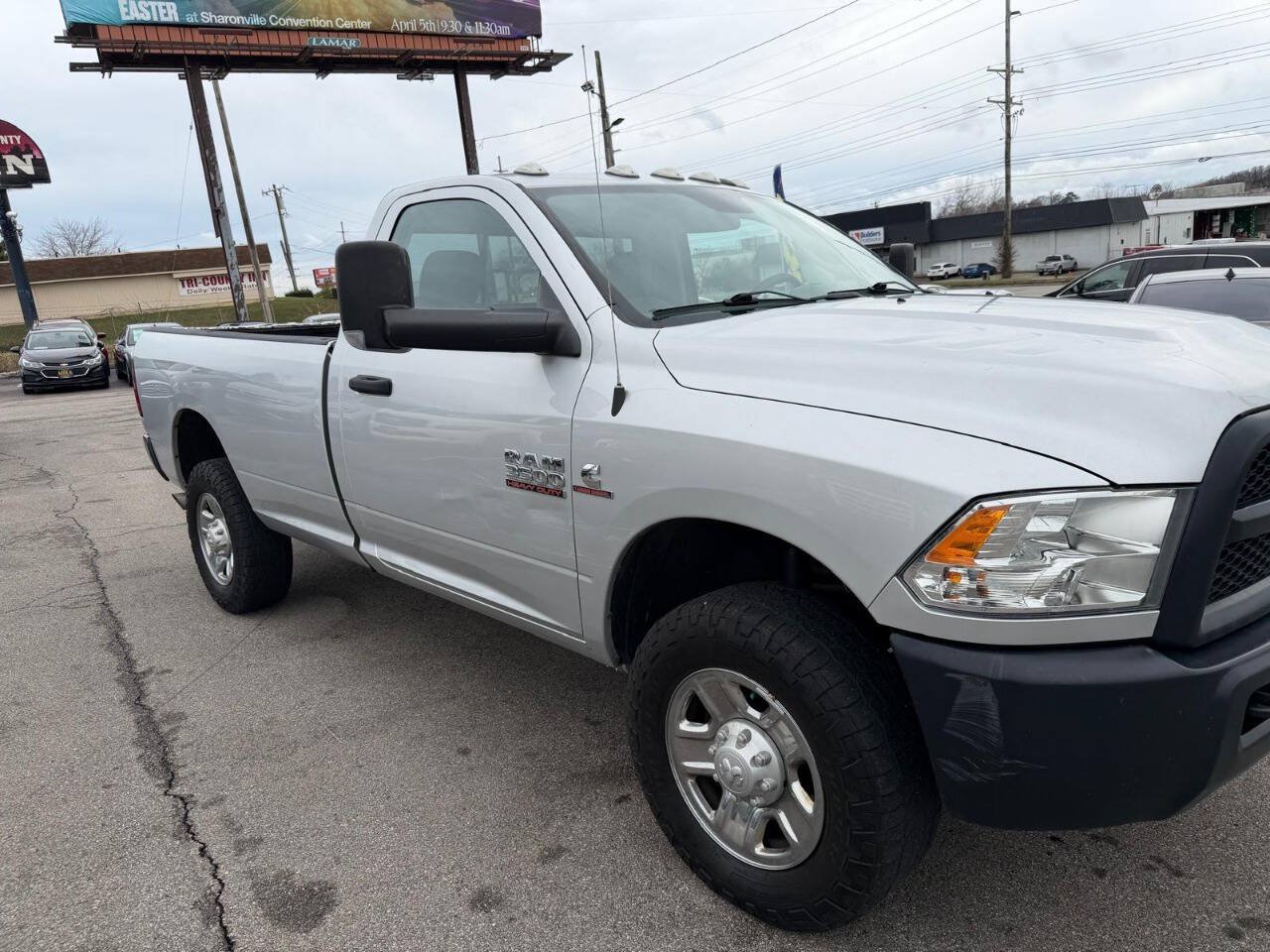 Used 2018 RAM 3500 Tradesman w/ Power & Remote Entry Group AWD/4WD image 39
