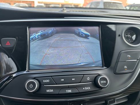 Used 2020 Buick Envision Essence image 21