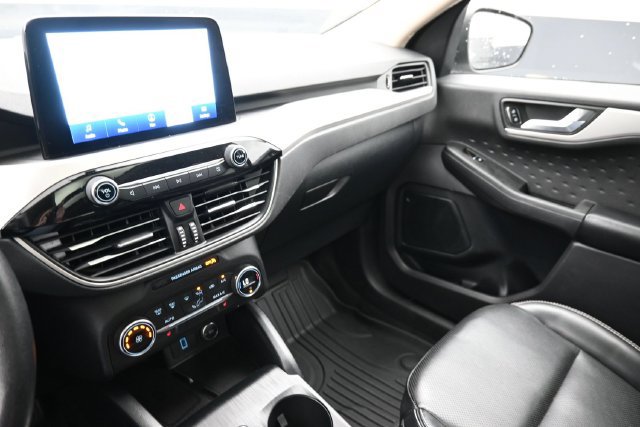 Used 2020 Ford Escape SE Sport FWD image 30
