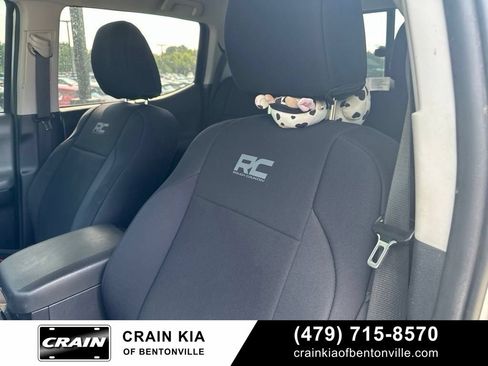 Used 2021 Toyota Tacoma SR AWD/4WD image 23