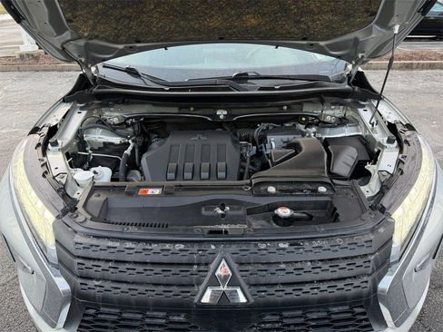 Used 2024 Mitsubishi Eclipse Cross LE image 28