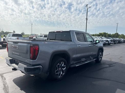 Used 2024 GMC Sierra 1500 SLT w/ SLT Premium Plus Package AWD/4WD image 9