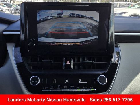 Used 2023 Toyota Corolla LE image 18