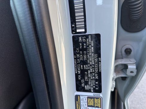 Used 2025 Kia K4 FWD image 31