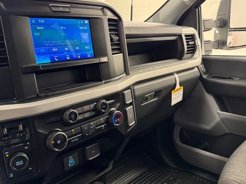 New 2026 Ford F250 XL AWD/4WD image 25