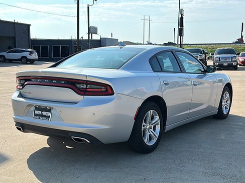 Used 2023 Dodge Charger SXT image 8