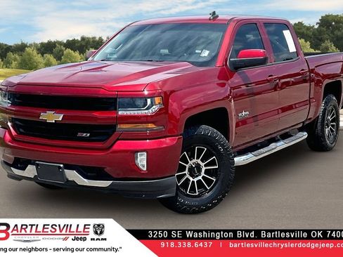 Used 2018 Chevrolet Silverado 1500 LT w/ Texas Edition AWD/4WD image 1