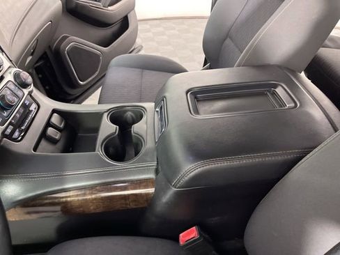 Used 2019 Chevrolet Tahoe LS AWD/4WD image 29