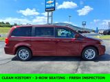 Used 2019 Dodge Grand Caravan SXT image 2