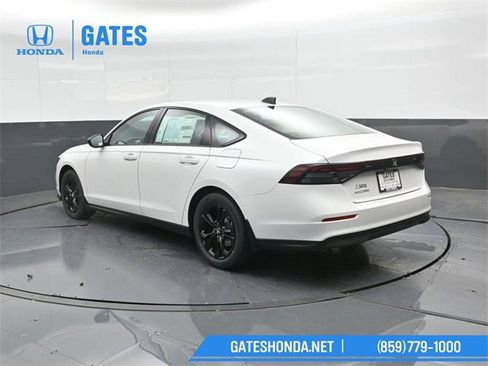 New 2025 Honda Accord SE image 8
