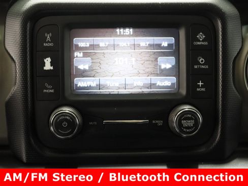 Used 2019 Jeep Wrangler Sport image 19