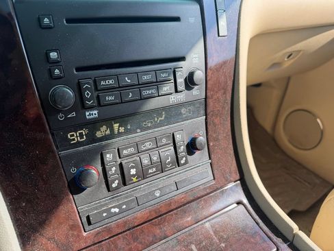 Used 2007 Cadillac Escalade AWD w/ Information Package image 29
