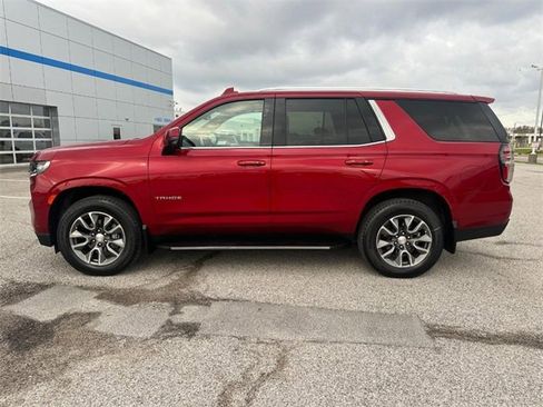 Used 2022 Chevrolet Tahoe LT w/ LT Signature Plus Package image 2