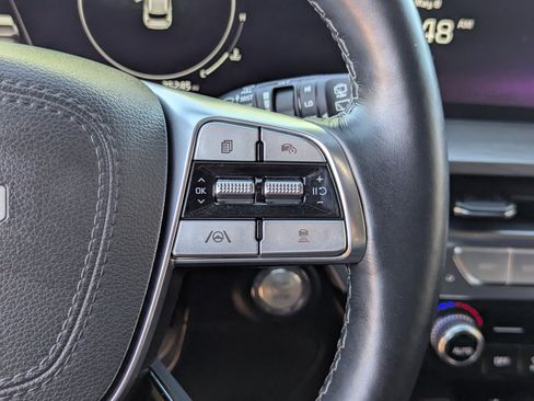 Certified 2025 Kia Telluride SX X-Line AWD/4WD image 22