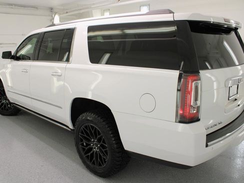 Used 2020 GMC Yukon XL Denali w/ Denali Ultimate Package image 33