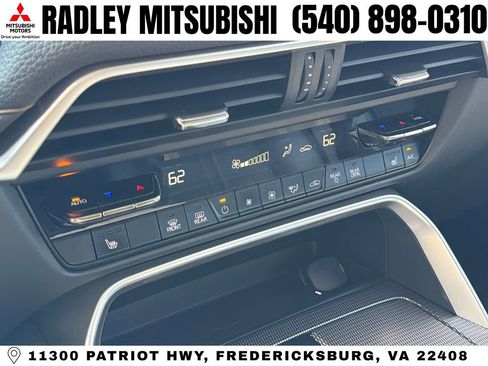 Used 2024 MAZDA CX-90 Plug-In Hybrid w/ Premium Pkg AWD/4WD image 8