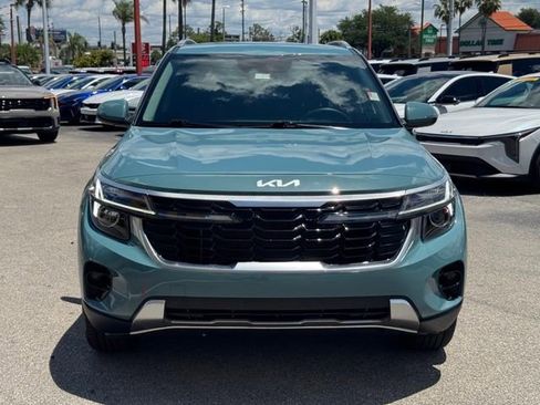Certified 2024 Kia Seltos EX FWD image 5
