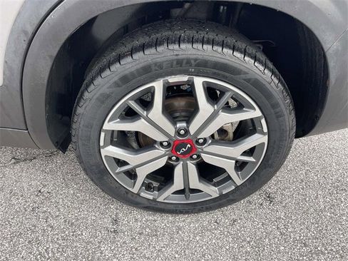 Used 2023 Kia Seltos SX image 25