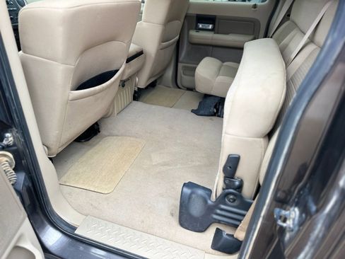 Used 2005 Ford F150 XLT image 28