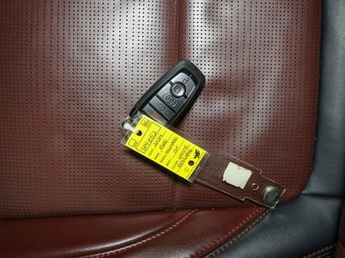 Used 2024 Ford Mustang GT Premium w/ GT Performance Package image 40