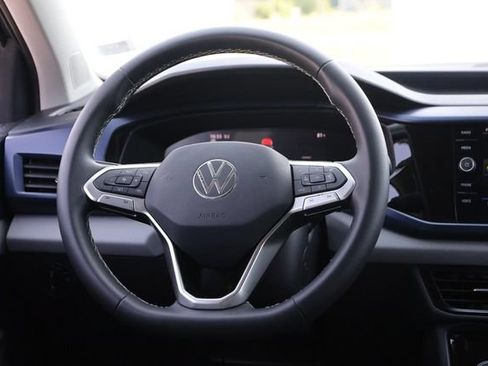Certified 2023 Volkswagen Taos SE AWD/4WD image 21