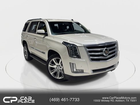 Used 2015 Cadillac Escalade Luxury image 1