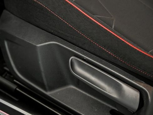 Used 2024 Volkswagen Jetta GLI 40th Anniversary Edition image 15