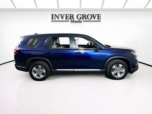 Certified 2025 Honda Pilot EX-L image 4