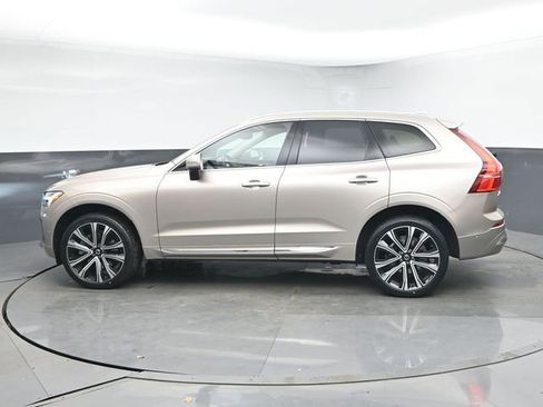 Used 2023 Volvo XC60 B5 Ultimate AWD/4WD image 6