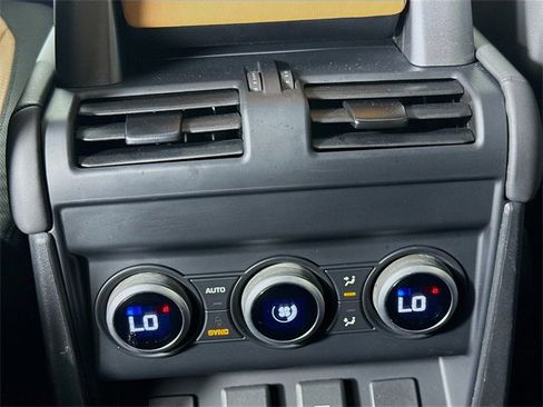 Certified 2023 Land Rover Defender 110 X-Dynamic SE image 27
